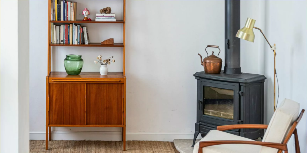 Libreria vintage: come sceglierla e 3 esempi scandinavi per ogni ambiente