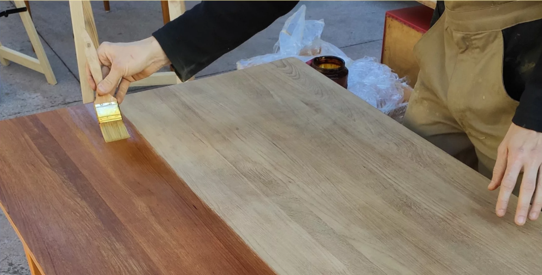 Restauro made in Casafika: dietro le quinte con i mobili vintage