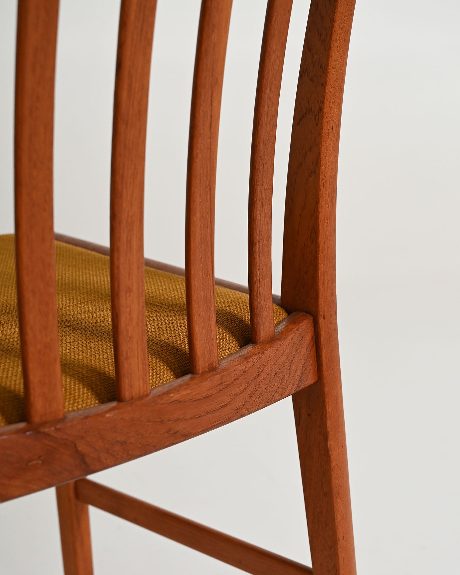 Set di 4 sedie in teak, Scandinavia, anni '60