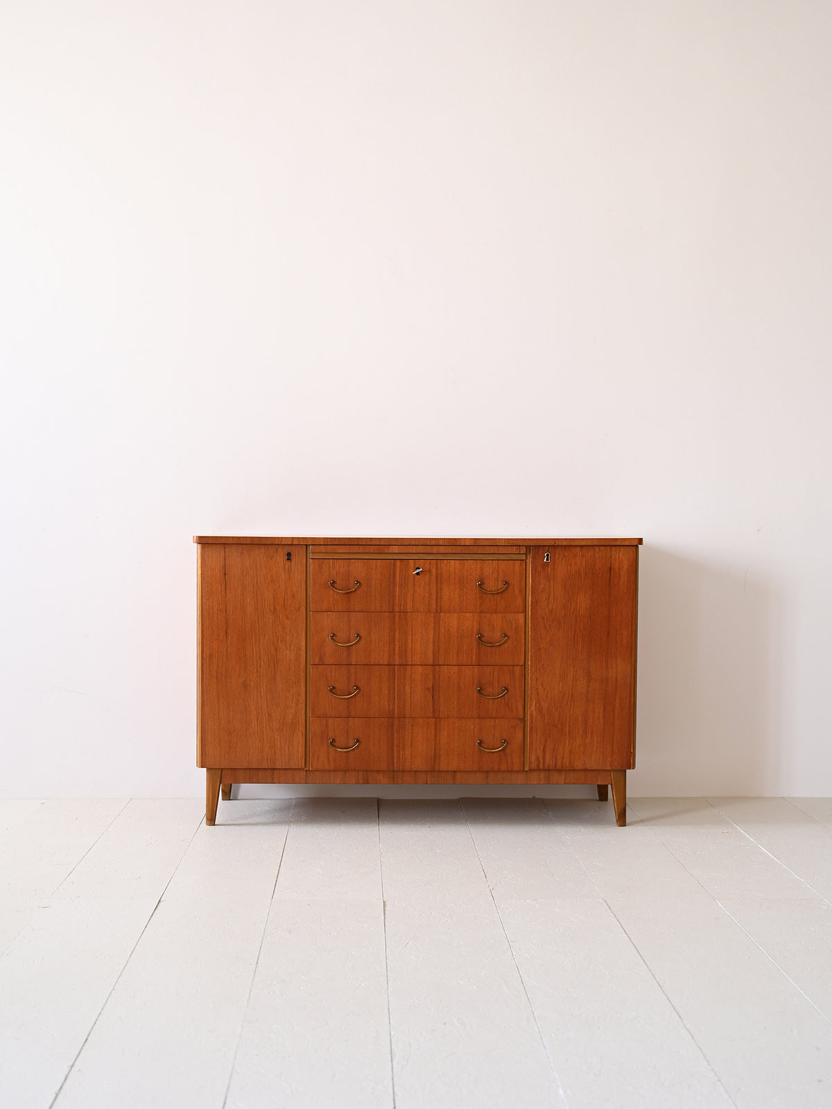Highboard nordico anni ‘50