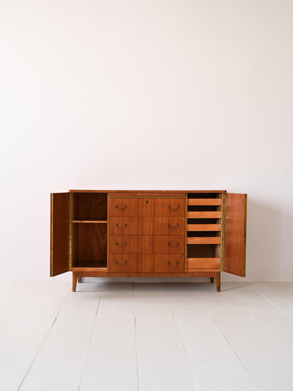 Highboard nordico anni ‘50