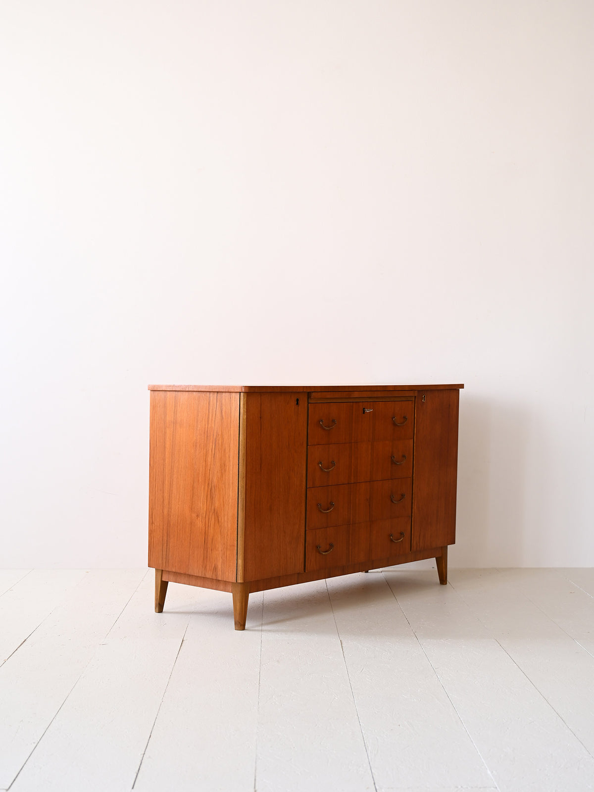 Highboard nordico anni ‘50