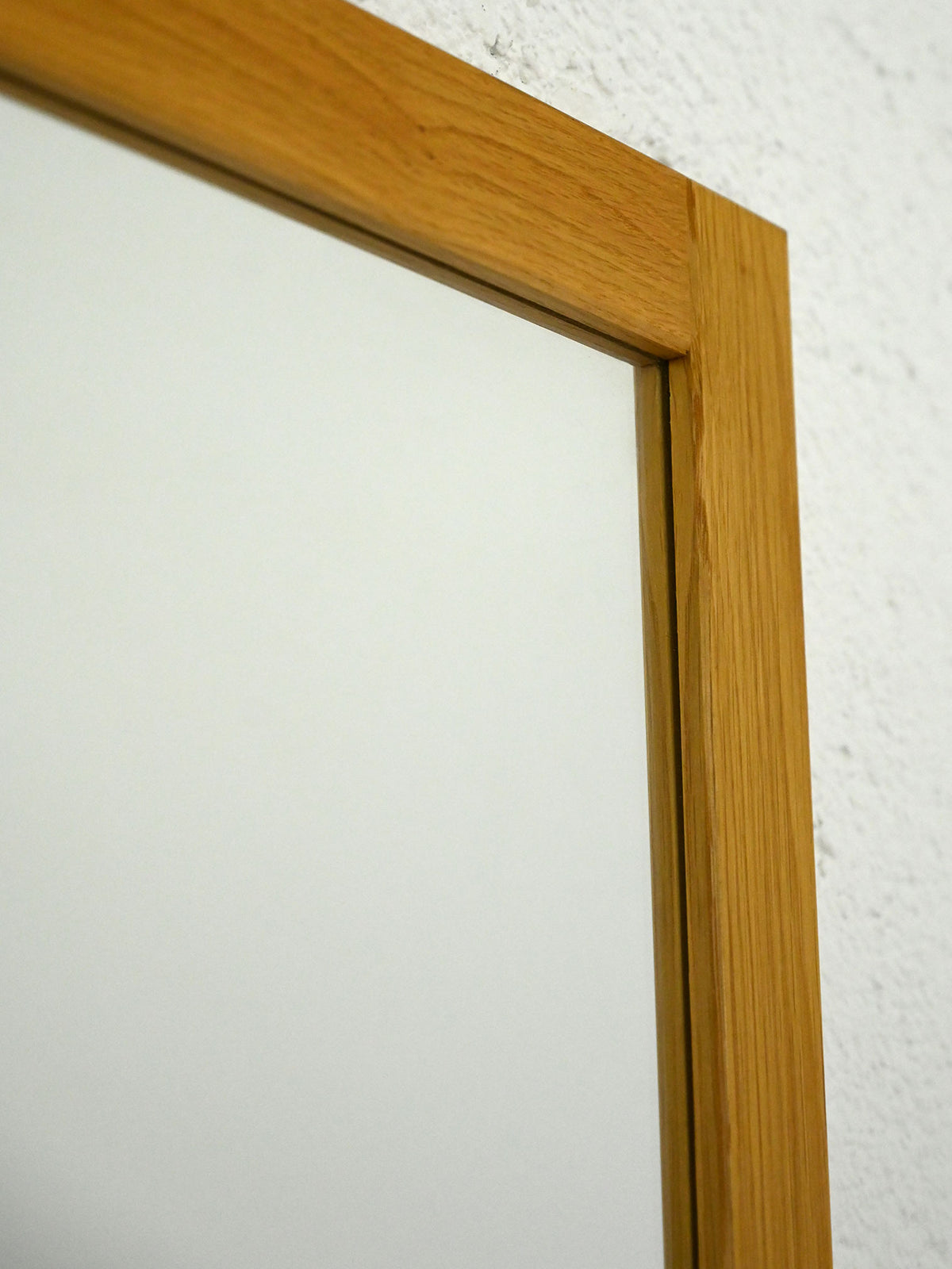 Specchio scandinavo quadrato