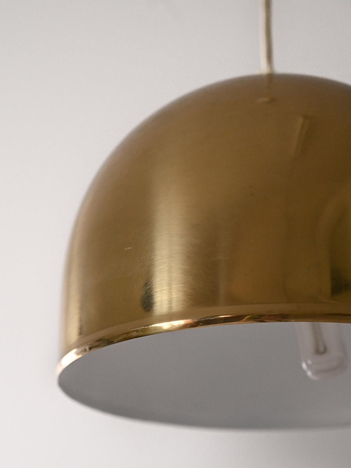 Lampada svedese in metallo dorato