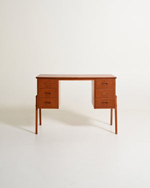 Scrivania scandinava in teak con sei cassetti, anni '60
