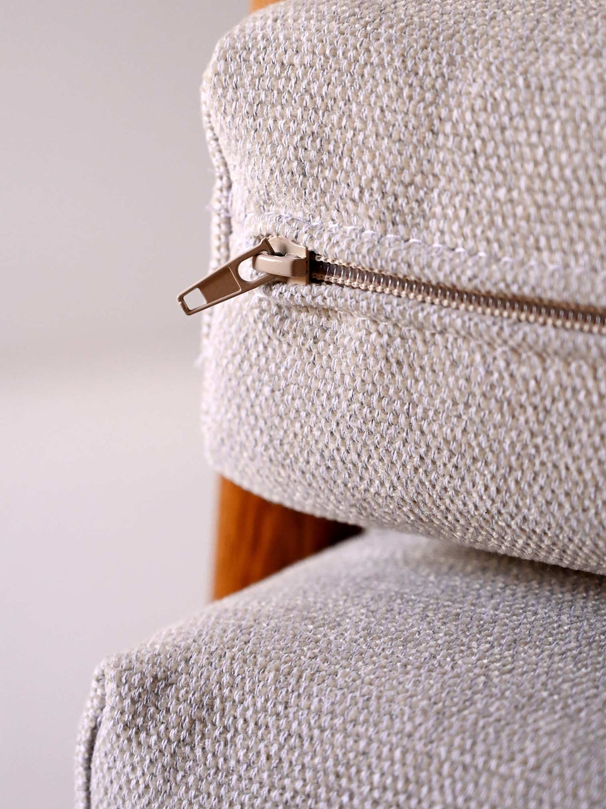 Poltrona svedese in teak di Folke Ohlsson per DUX