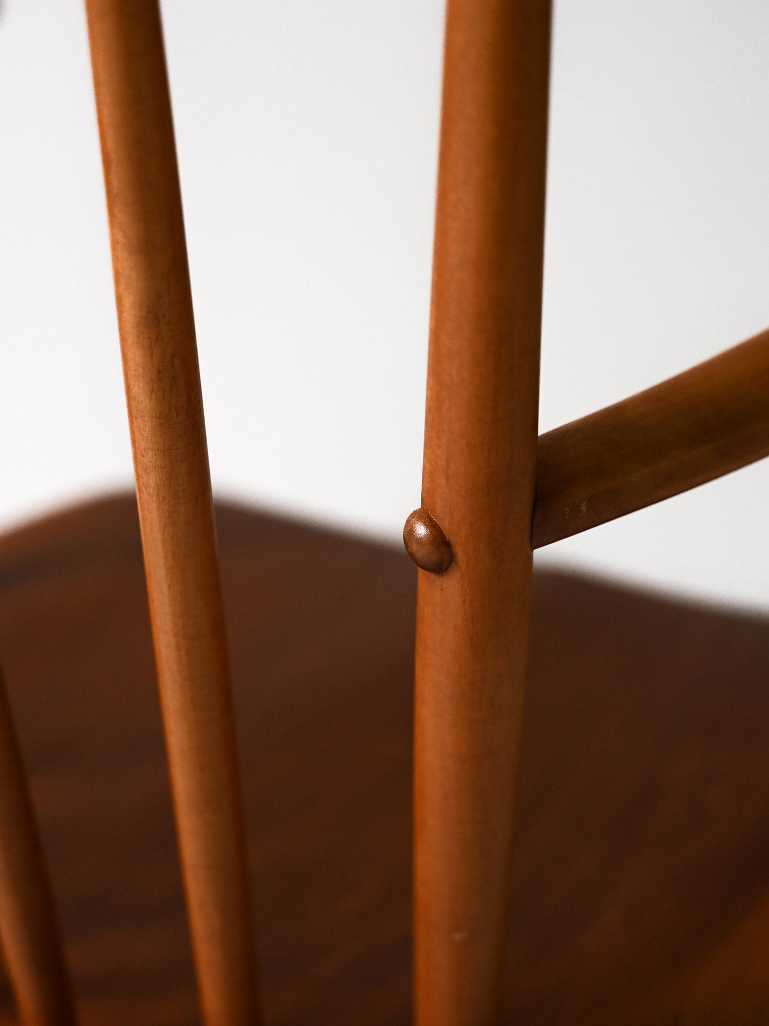 Sedia a dondolo scandinava anni 50/60 in faggio e teak
