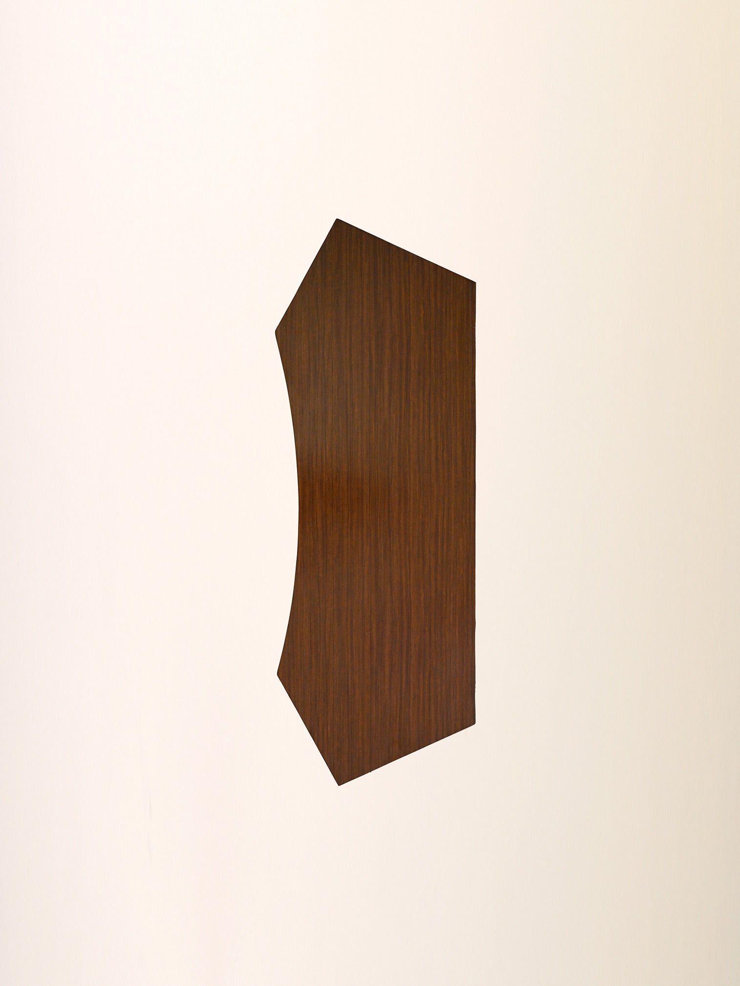 Comodino da parete scandinavo in mogano con pomelli in bachelite 7