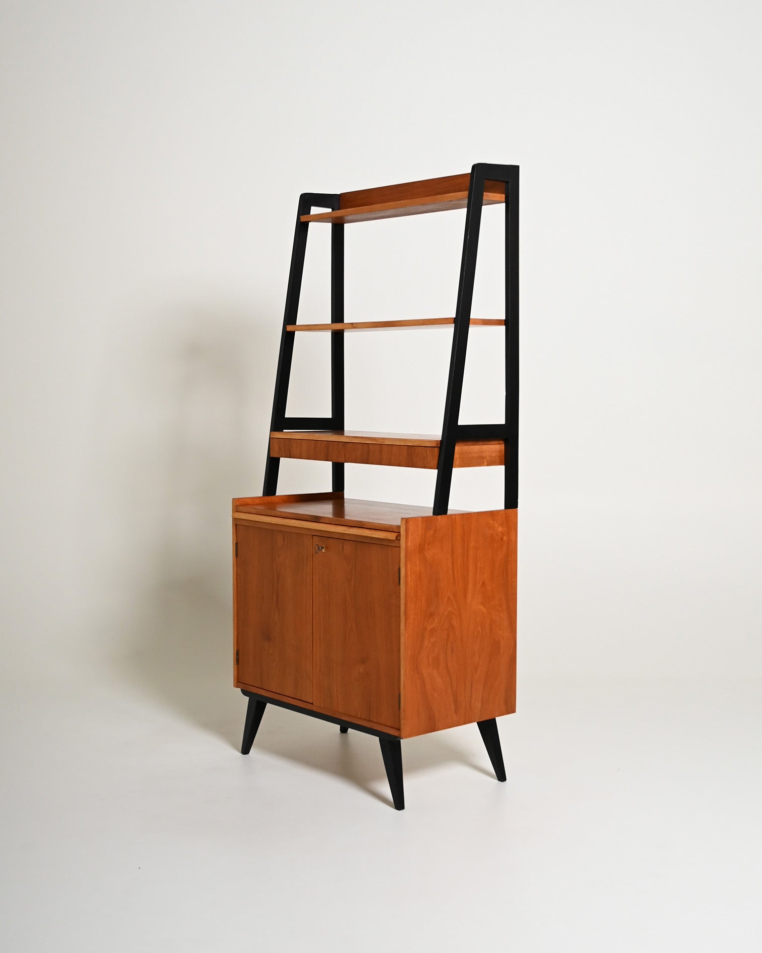 Libreria scandinava in teak con scrivania estraibile, anni '60