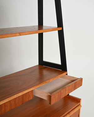 Libreria scandinava in teak con scrivania estraibile, anni '60