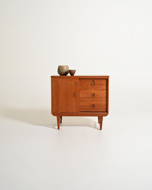 Cabinet in teak di AB AJFA Möbelfabrik, anni '60