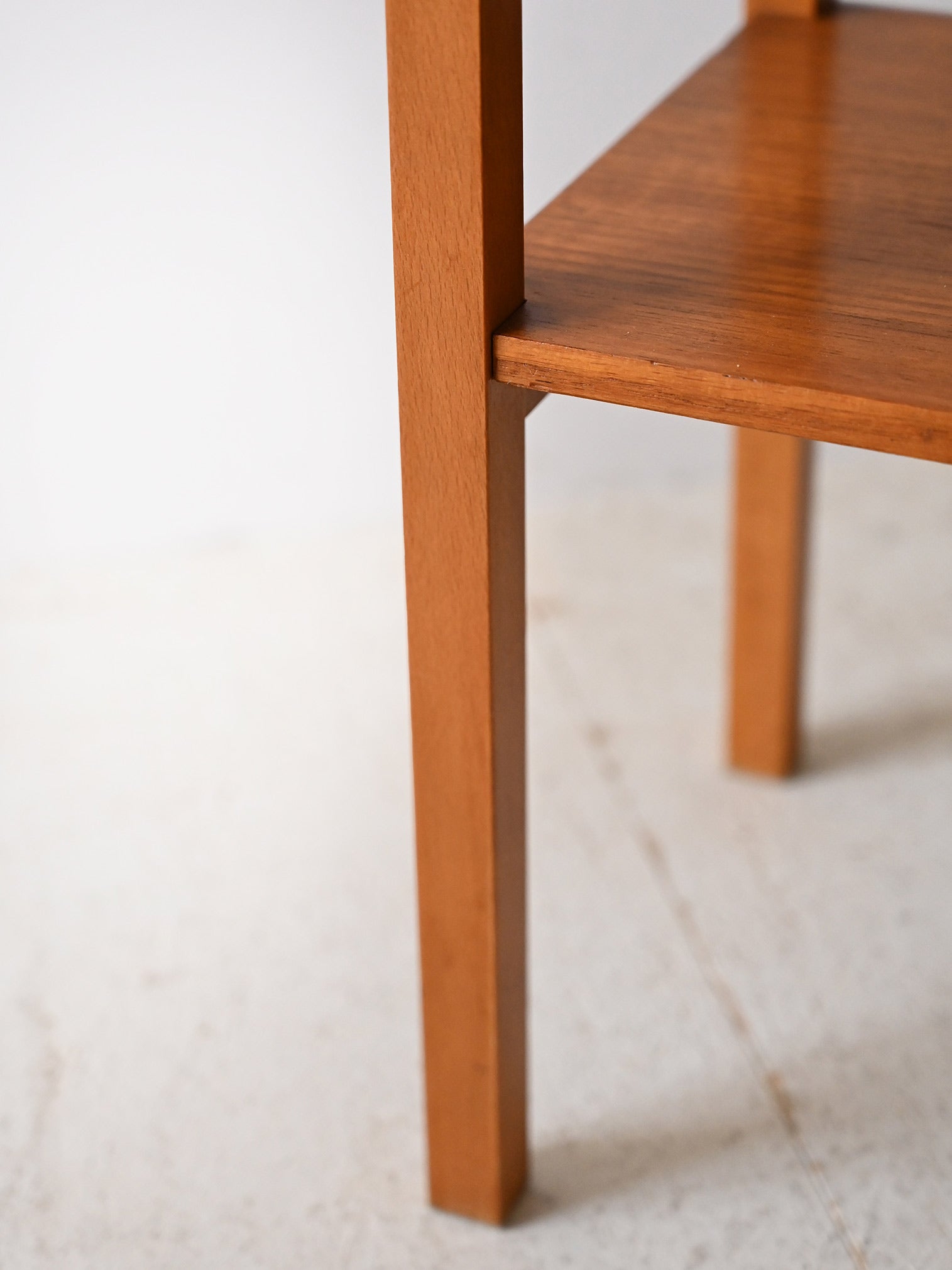 Comodino danese in teak