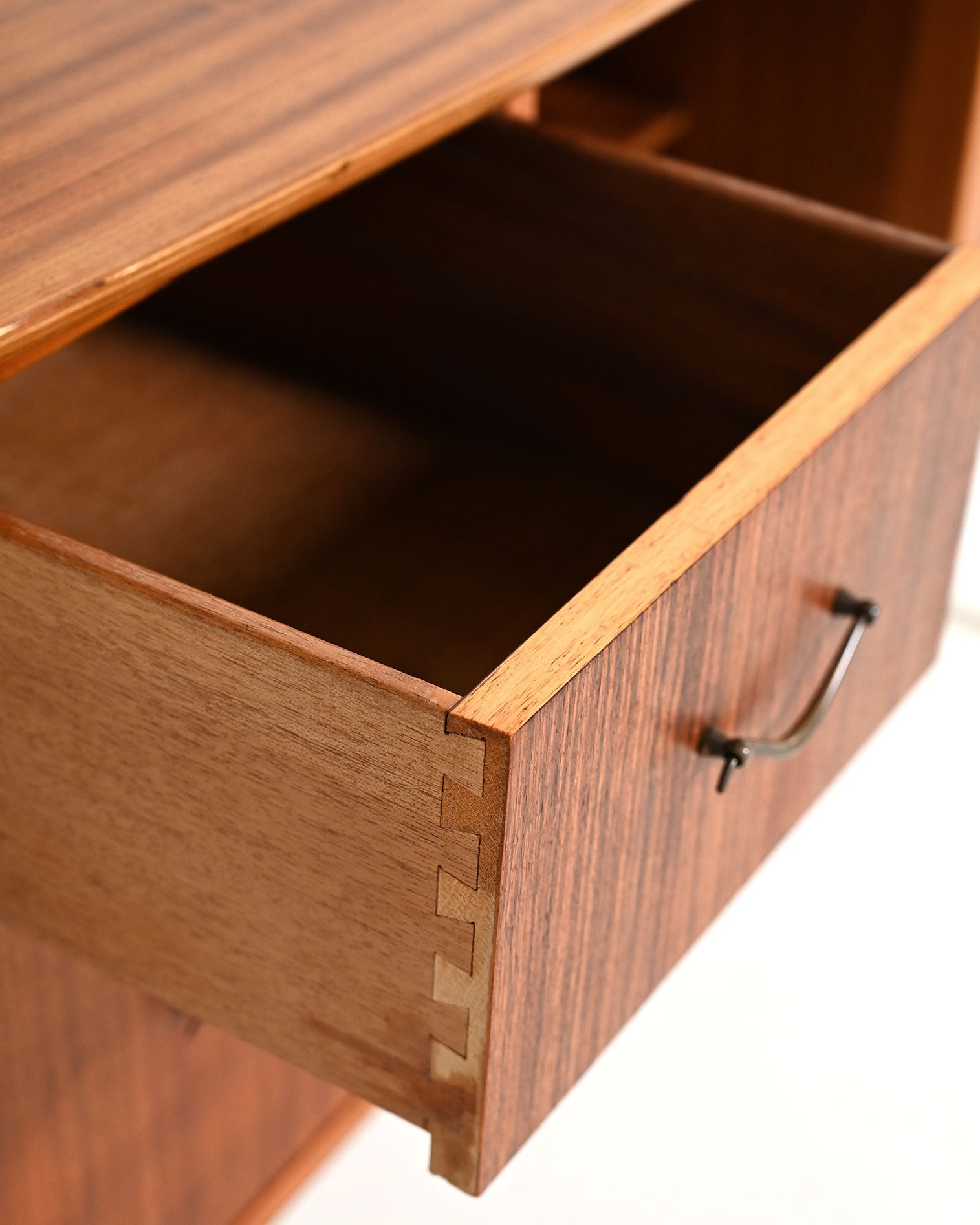 Scrivania scandinava in teak, anni '50