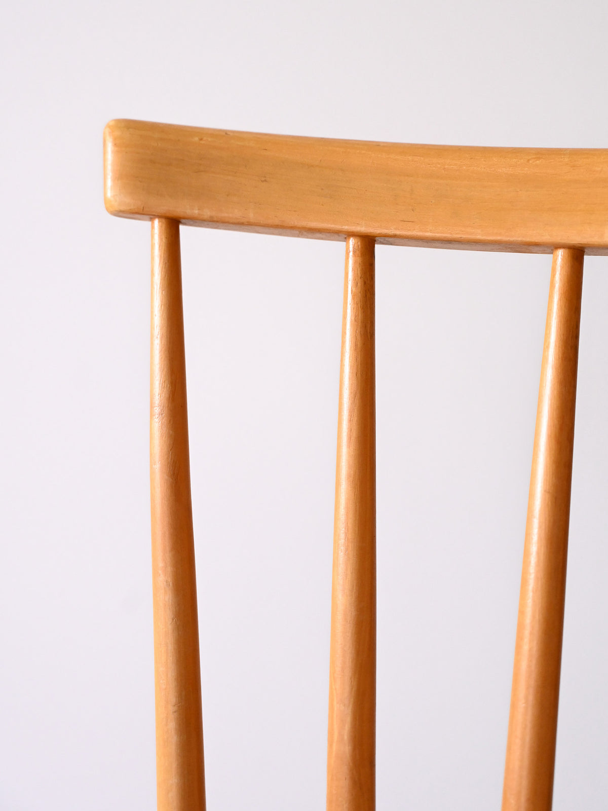 Sedia scandinava Pinnstolar