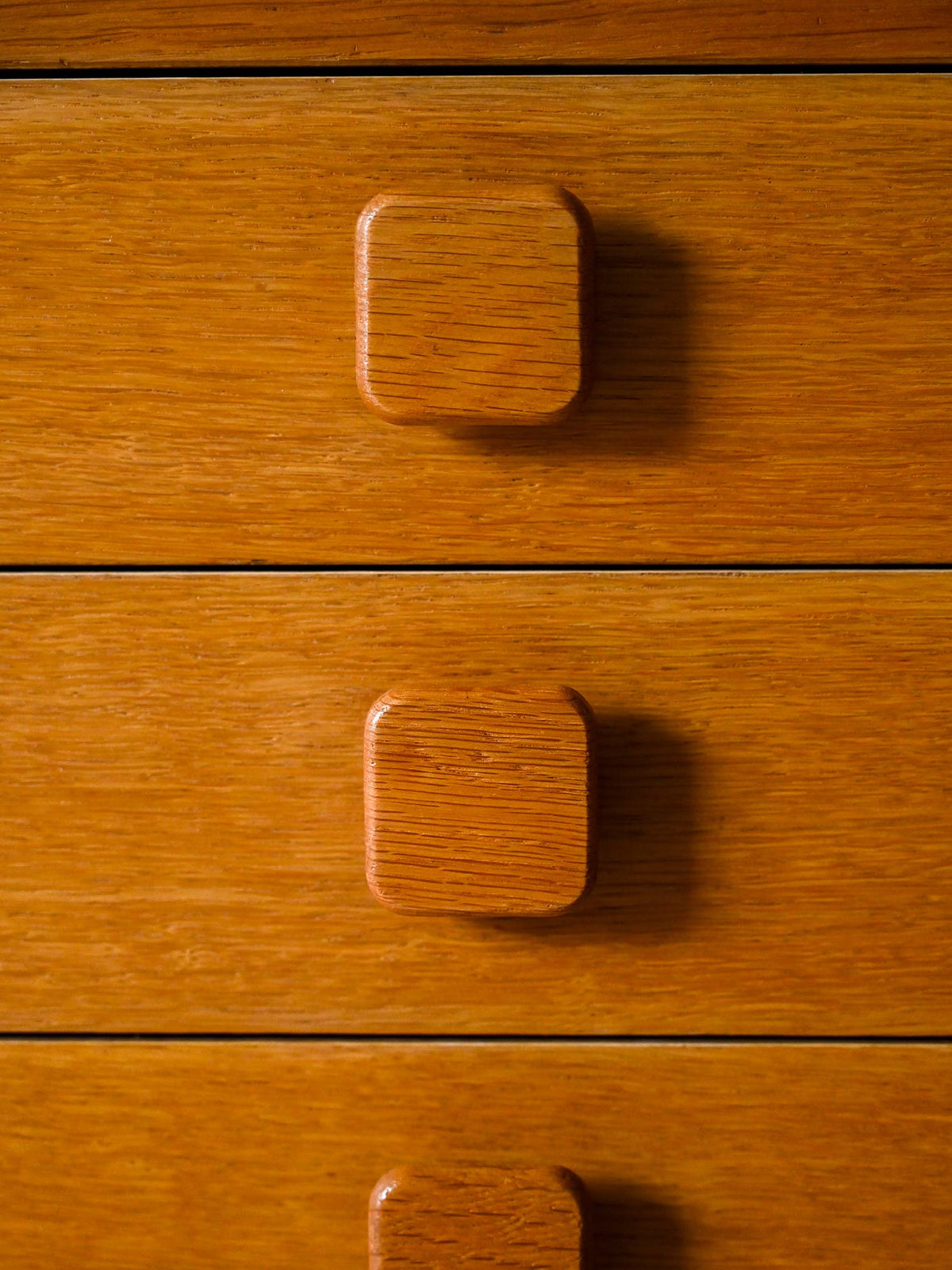 Scrivania danese vintage in teak chiaro