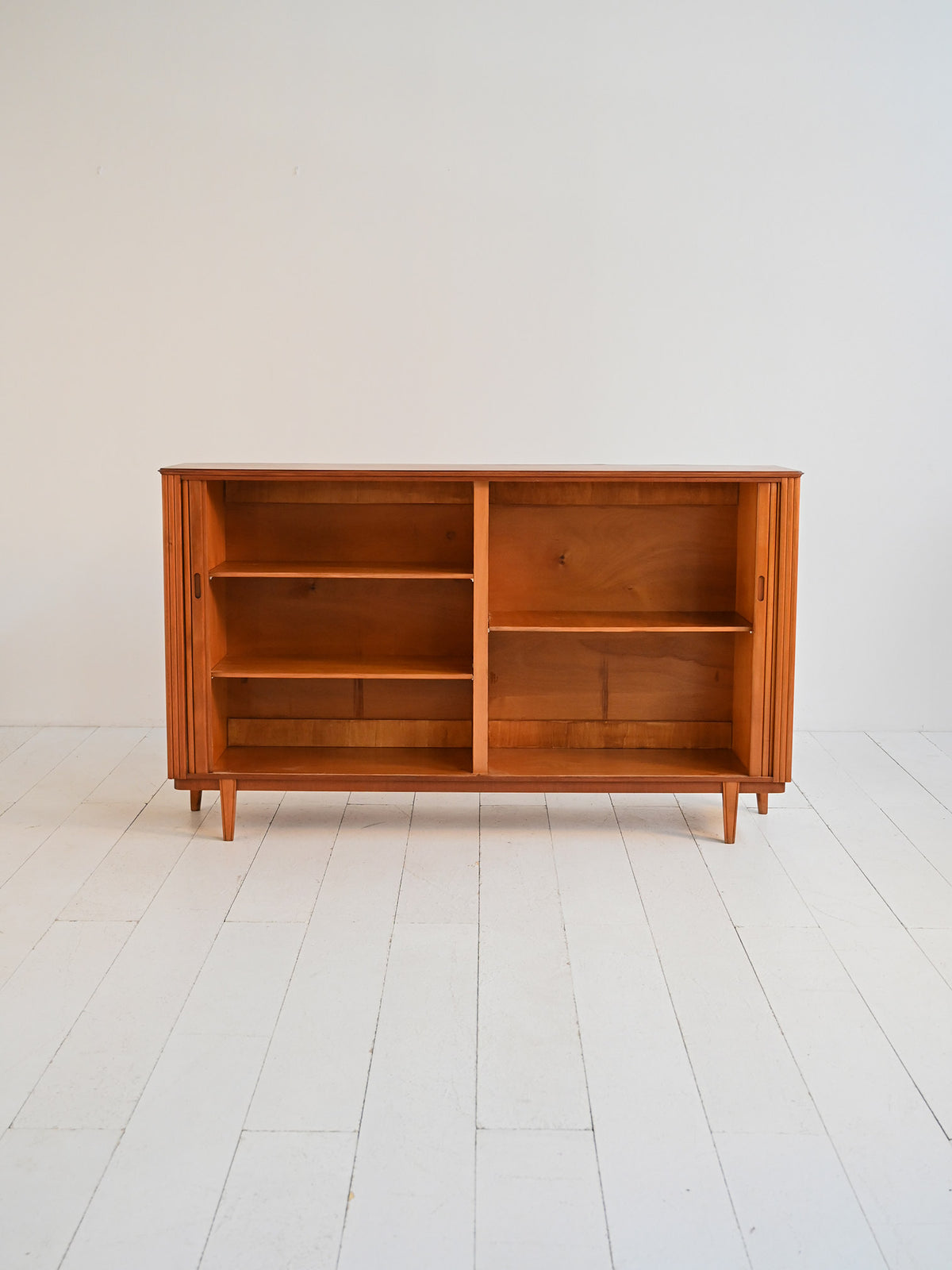 Highboard a serrandina in teak scandinavo anni ’60