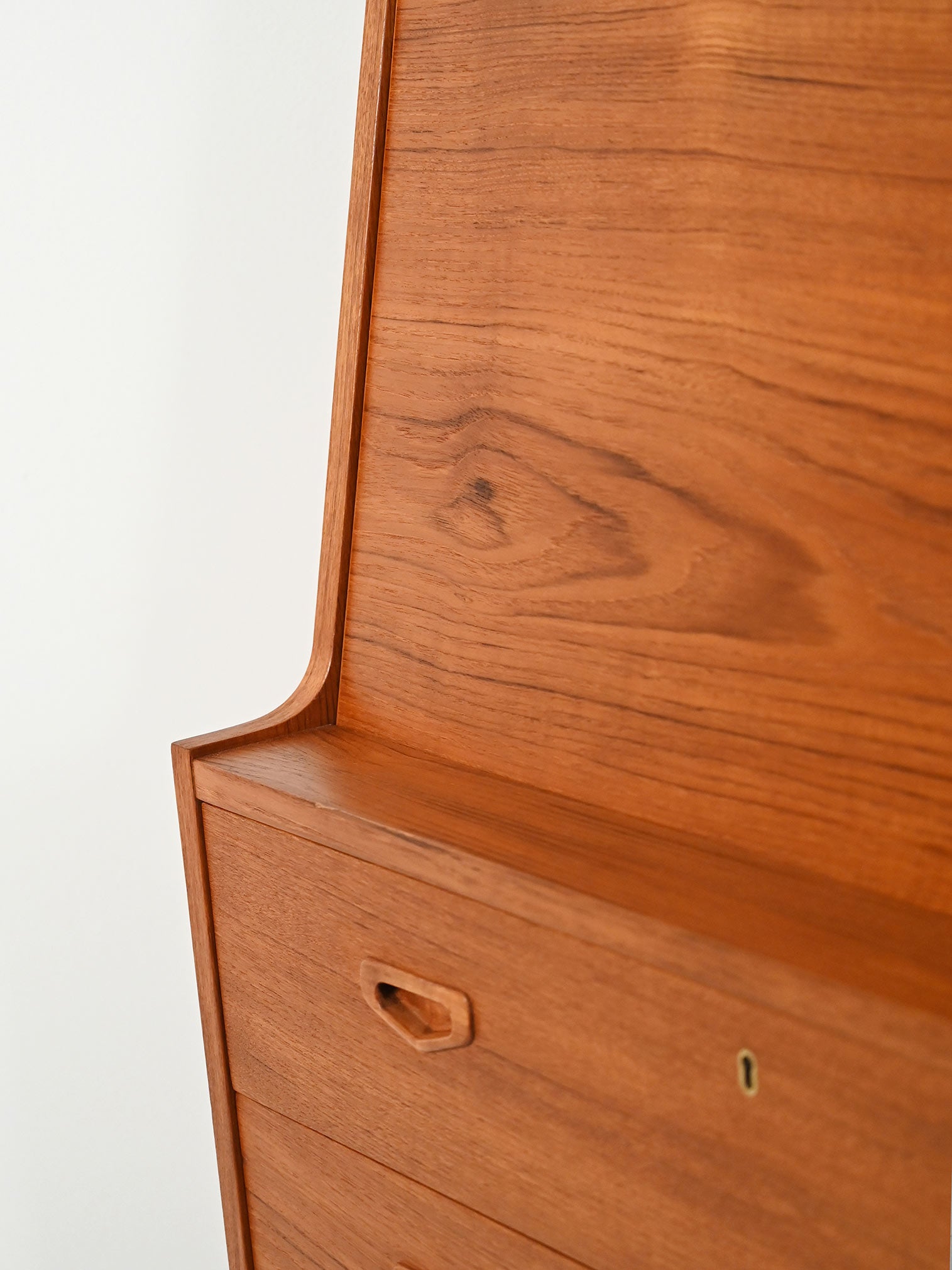 Secretaire scandinavo con specchio nascosto, anni ’60 6