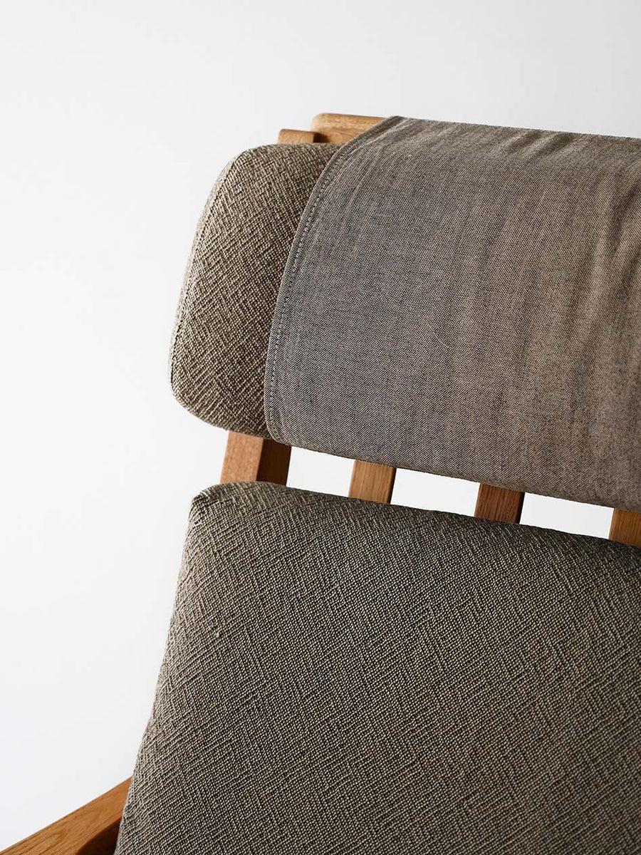 Poltrona GE 375 di Hans Wegner per Getama
