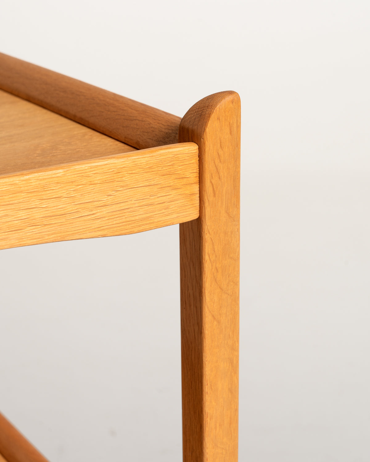 Carrello rettangolare scandinavo in rovere anni '60