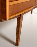 Sideboard scandinavo in teak con anta in vetro, anni '50-'60