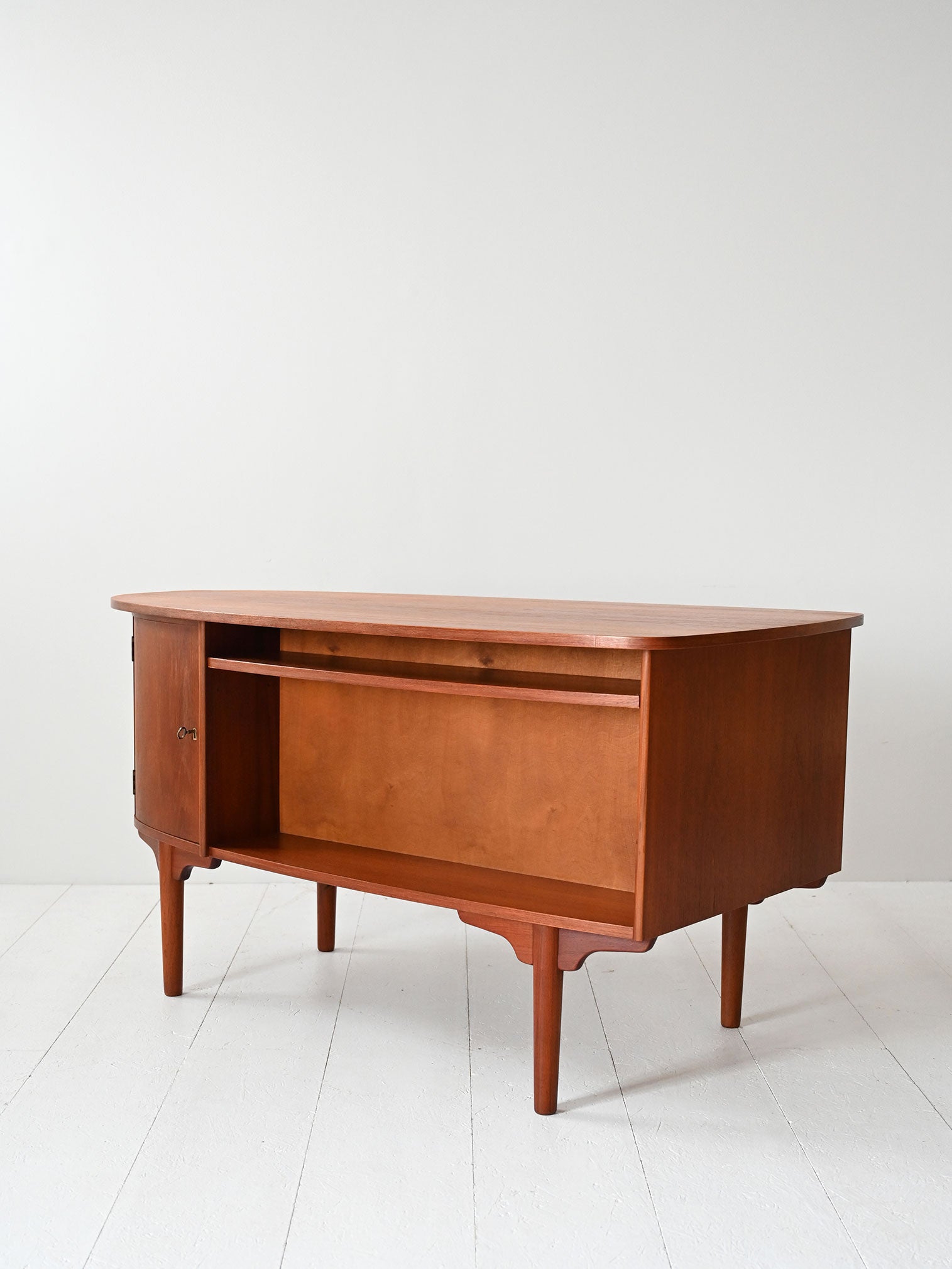 Scrivania ovale in teak anni ’60 4