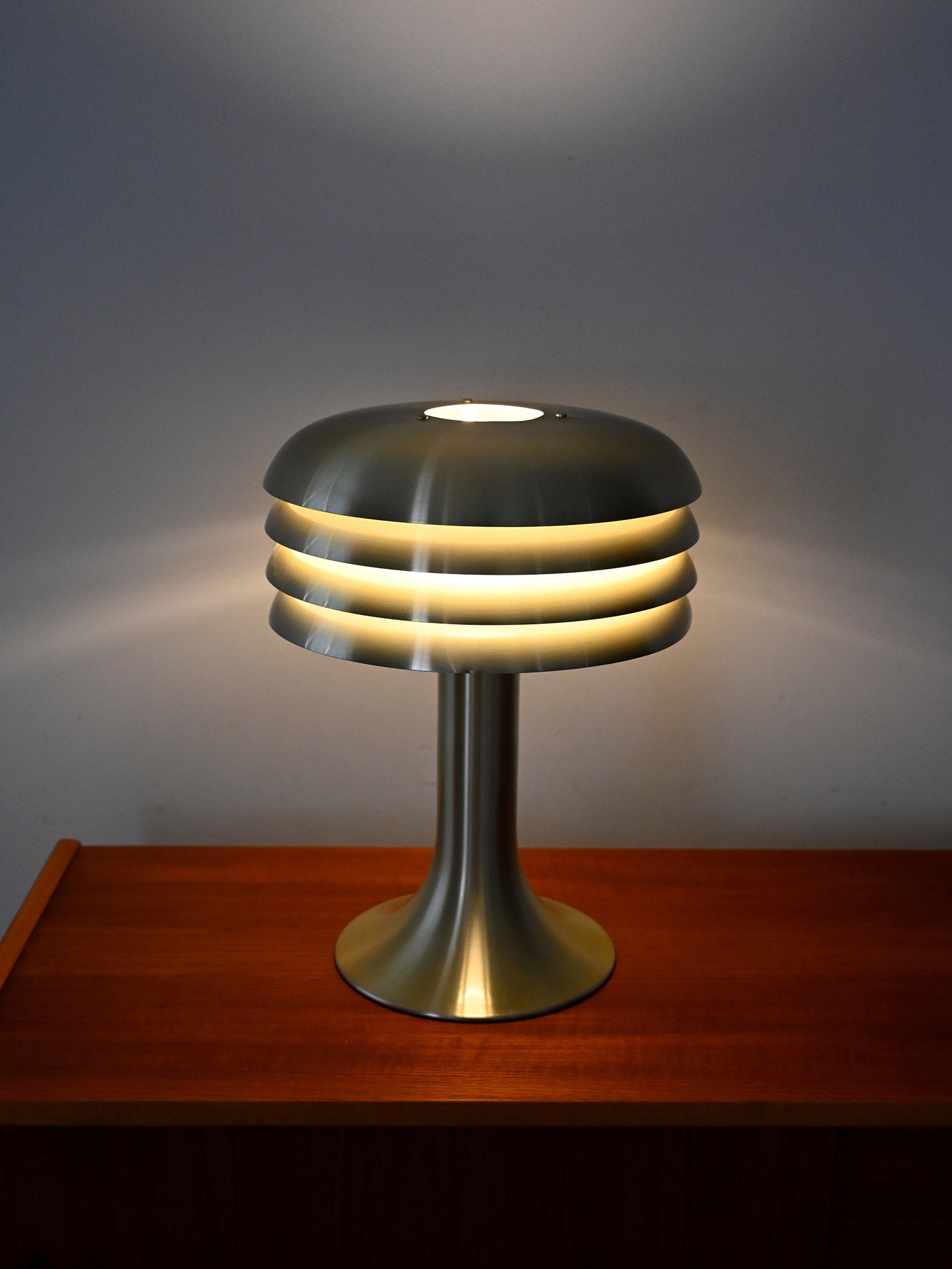 Lampada BN-26 di Hans-Agne Jakobsson 2