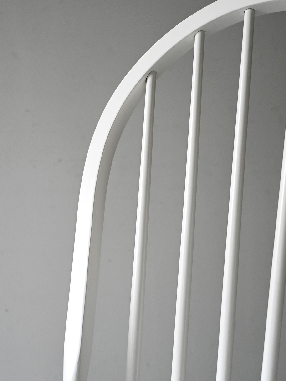 Sedia scandinava bianca