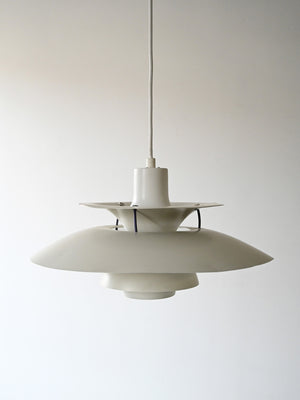 Lampada a sospensione ‘PH5’ di Poul Henningsen per Louis Poulsen 3