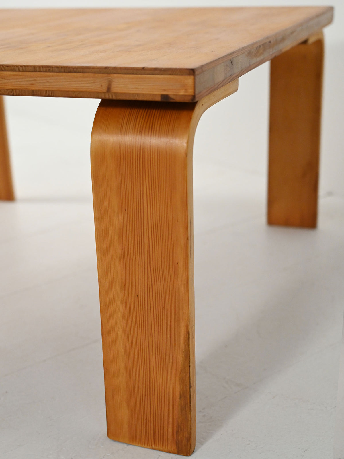 Coffee table pino e rovere anni ’60
