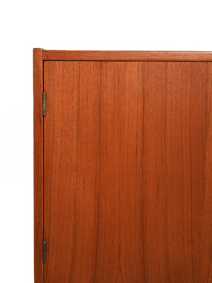 Sideboard scandinavo con cassetti a tegola anni 50 5