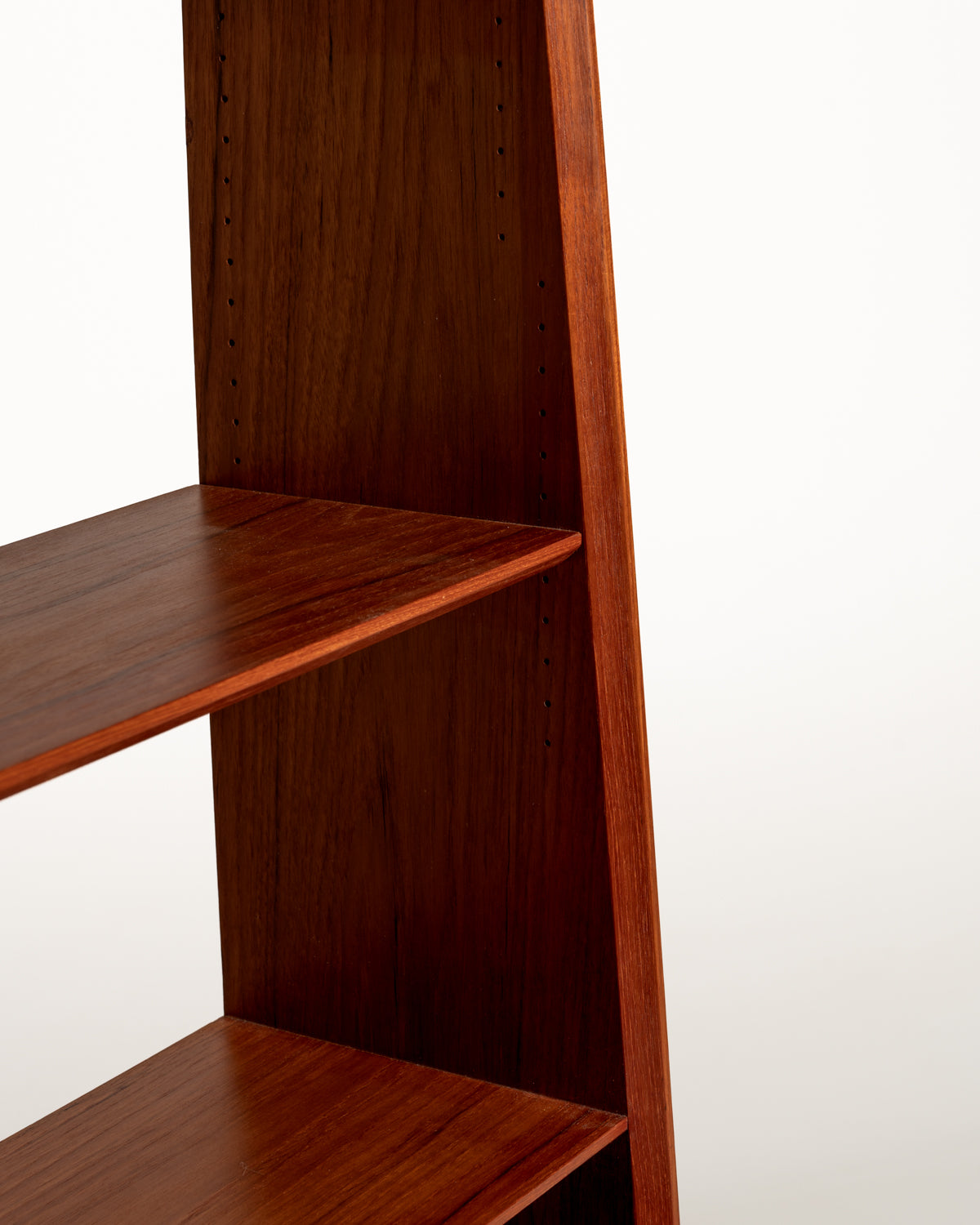 Libreria scandinava vintage in teak con mobile contenitore