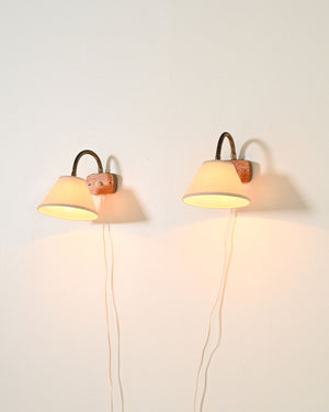Coppia di applique in legno e ottone scandinave, anni '50