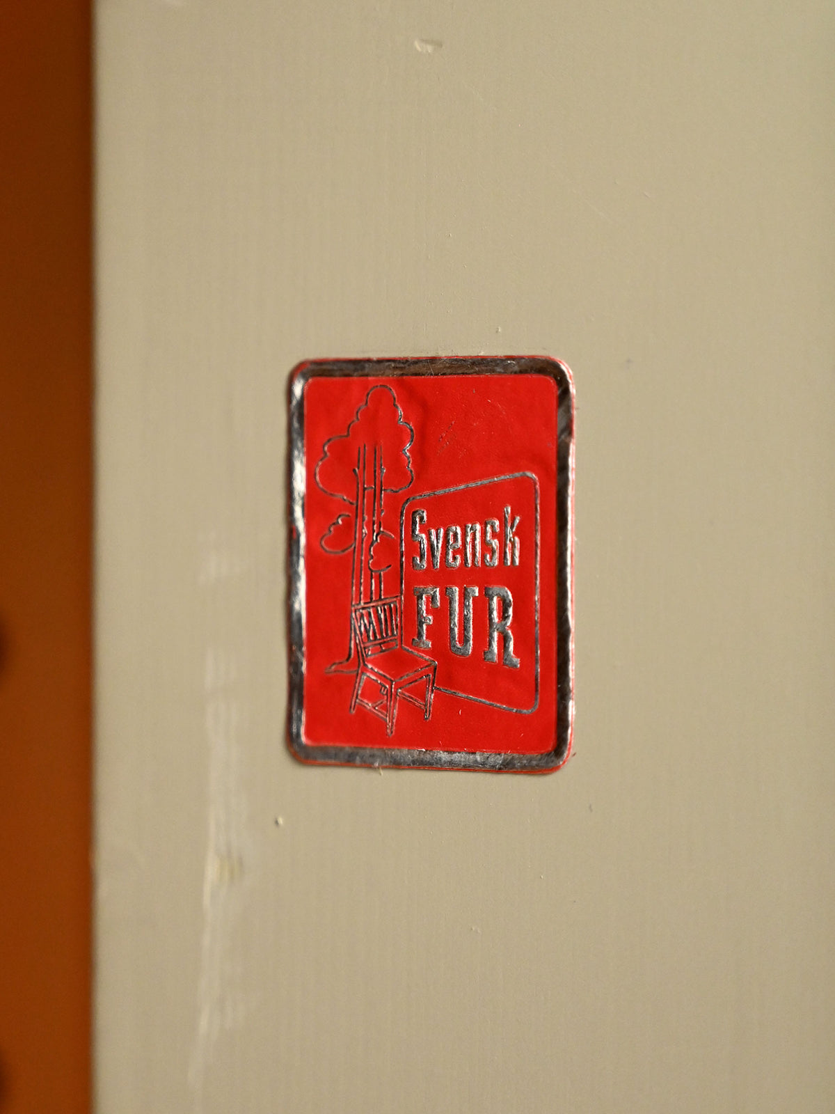 Cabinet con ripiani a vista “Visingsö” di Carl Malmsten per Svensk Fur, anni ’50