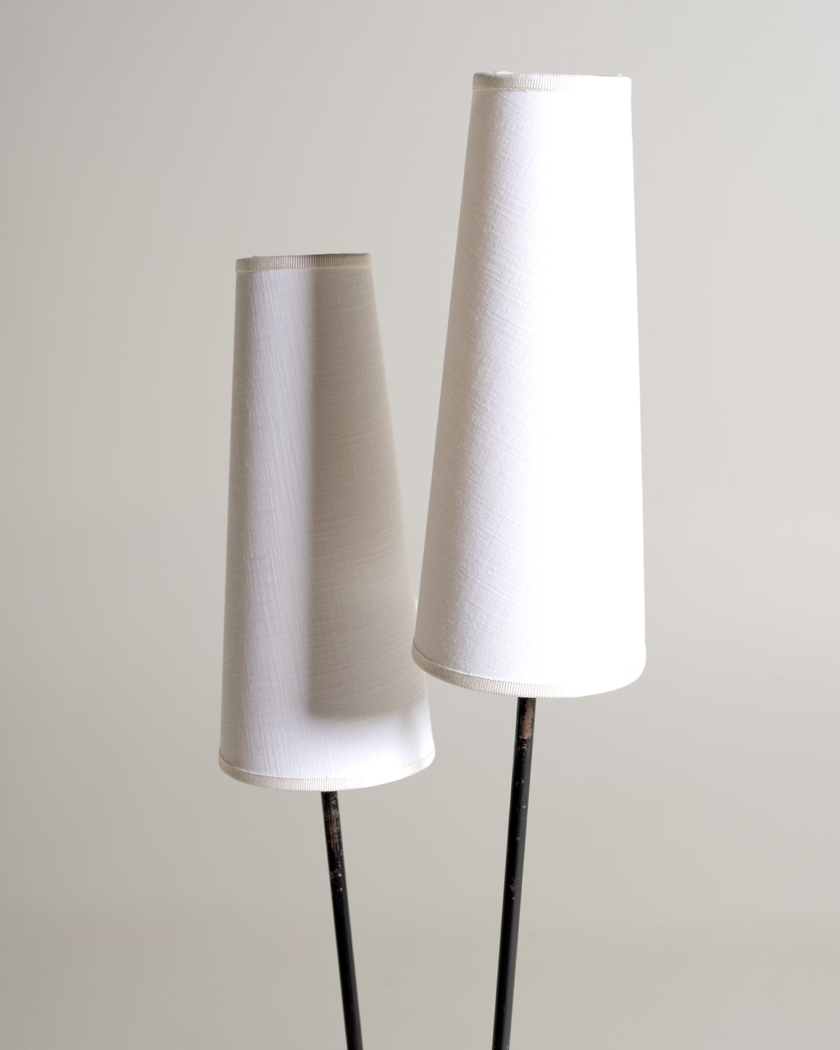 Lampada da terra scandinava con due paralumi, anni ’50