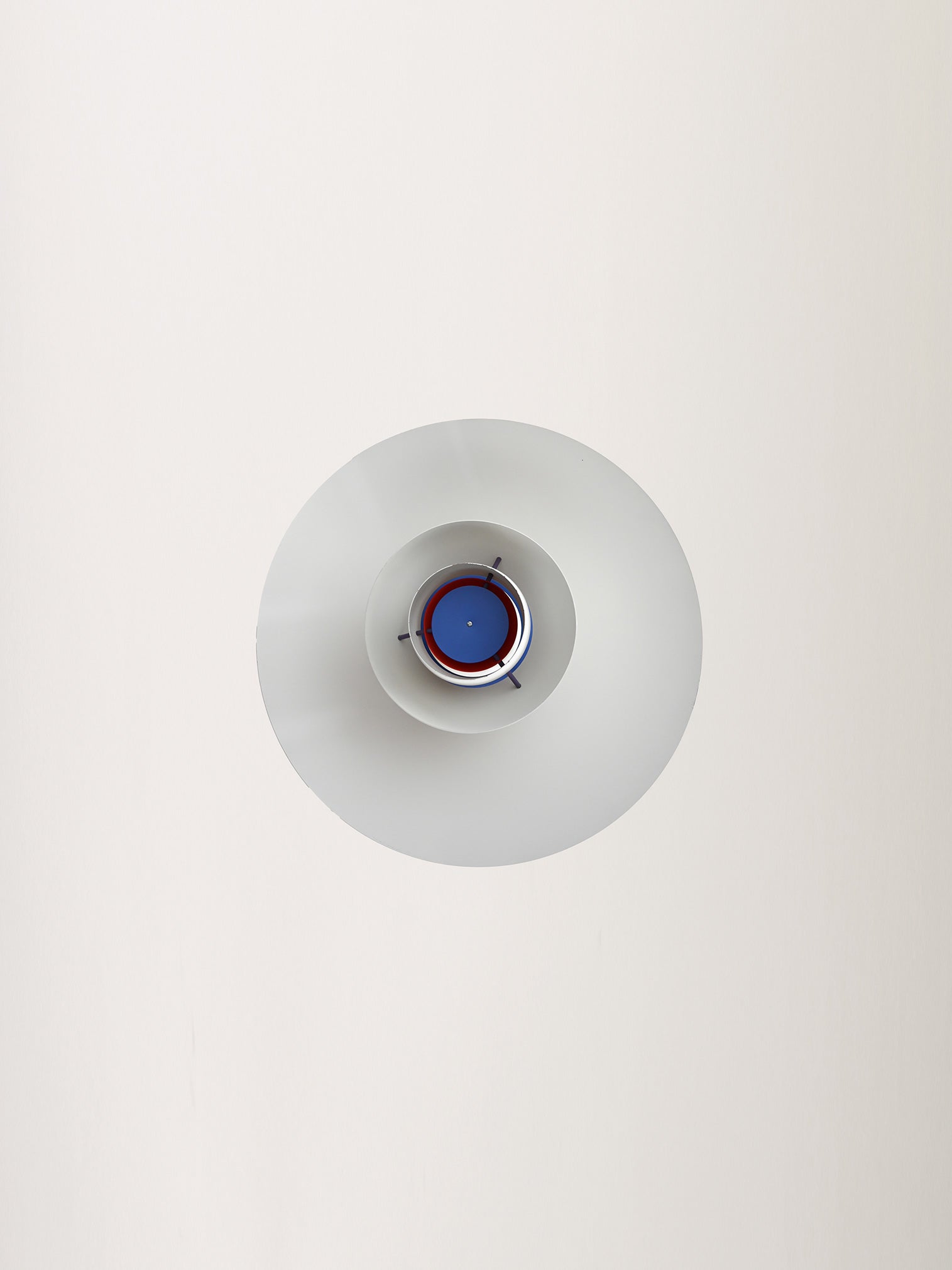 Lampada a sospensione “PH5” di Poul Henningsen per Louis Poulsen 6