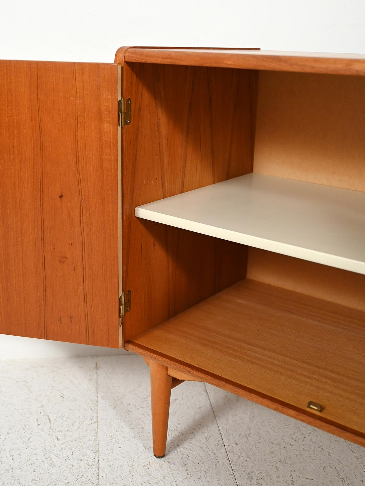Cabinet scandinavo in teak e rovere Sonett, anni ’60