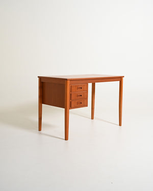 Scrivania scandinava in teak con cassetti mobili, anni '60