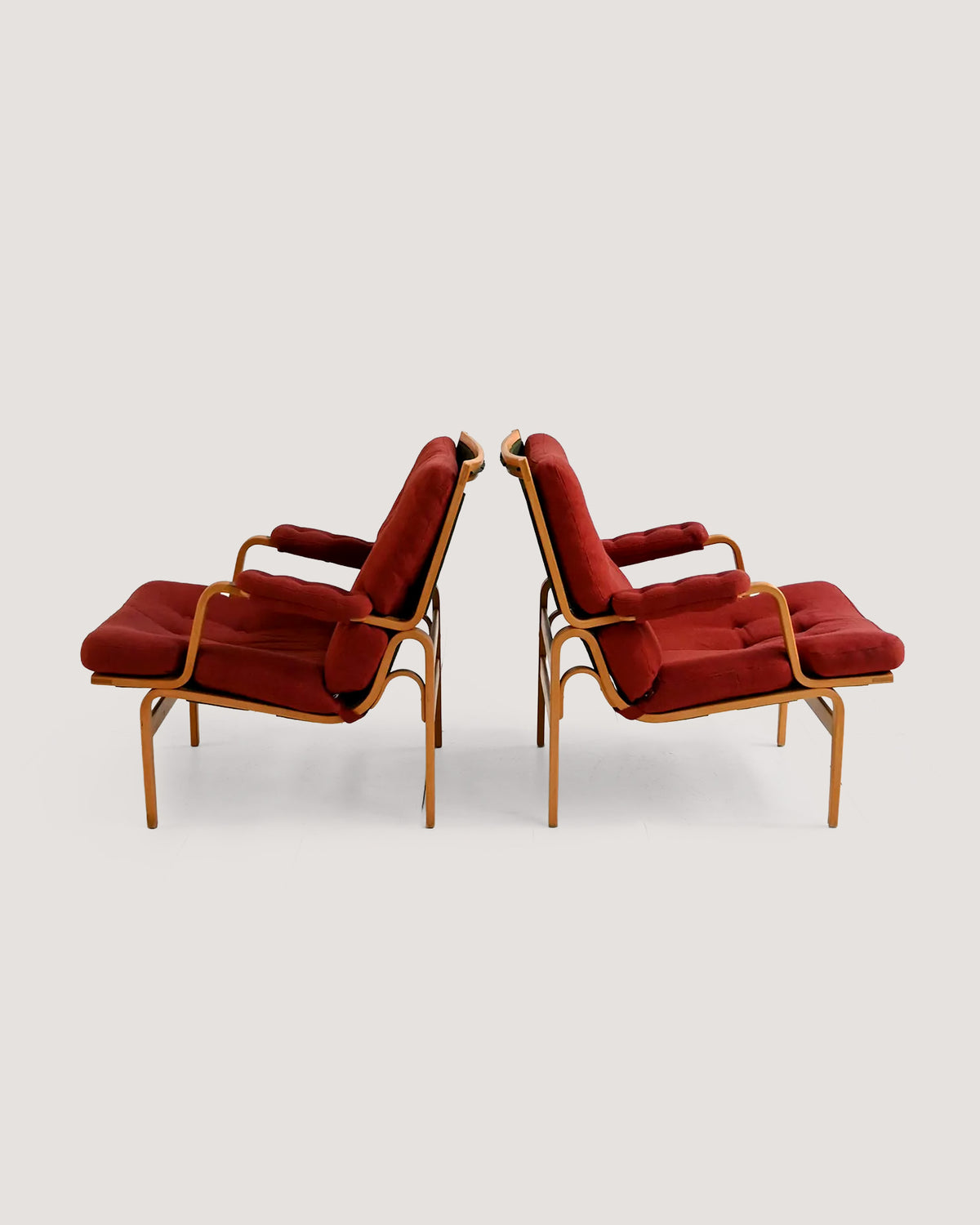 Coppia di poltrone “Ingrid” di Bruno Mathsson per Dux, anni ’60