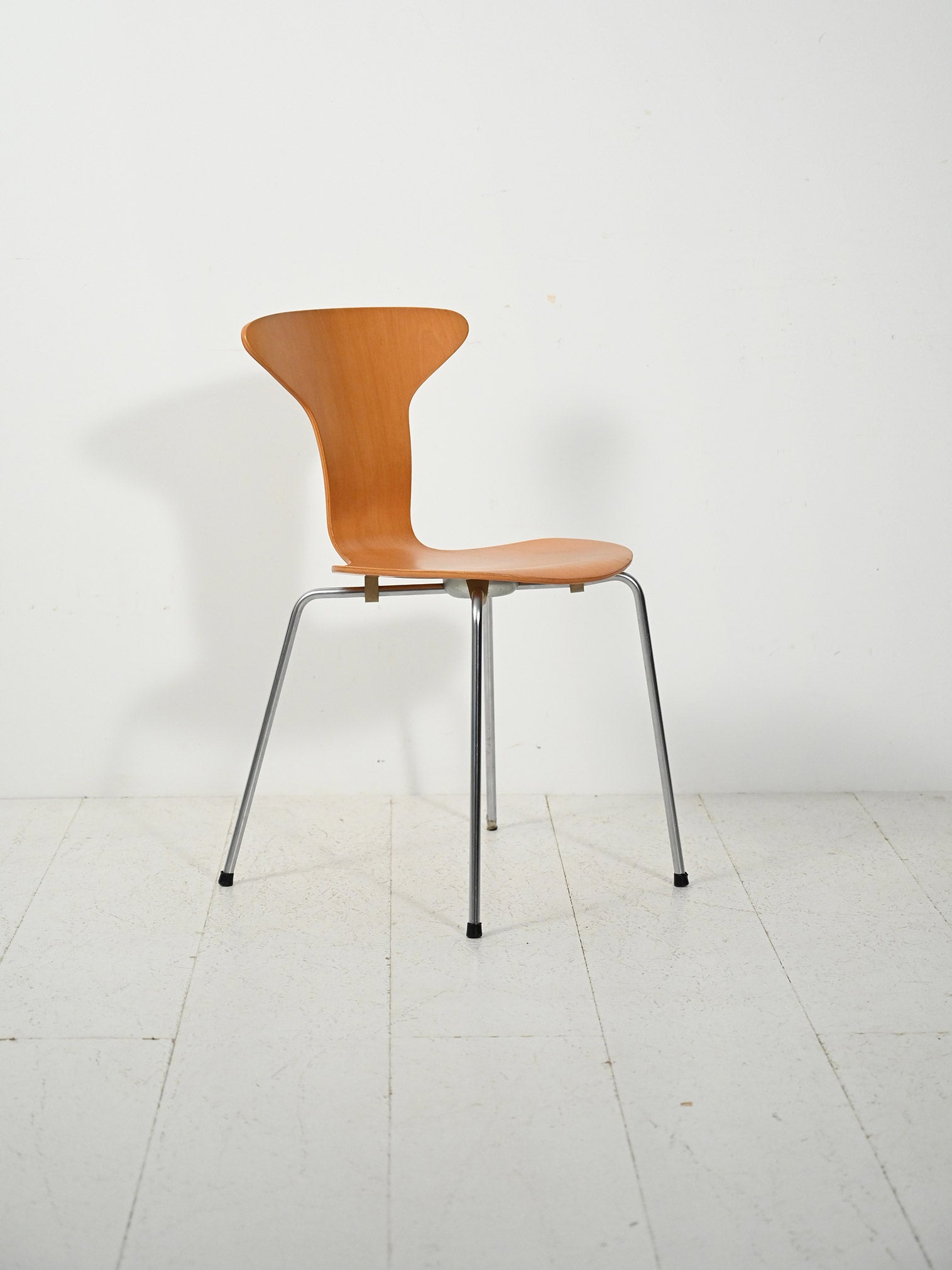 Set di 4 sedie “Mosquito” di Arne Jacobsen 2