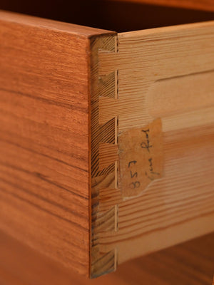 Cassettiera danese in faggio e teak di Børge Mogensen 8
