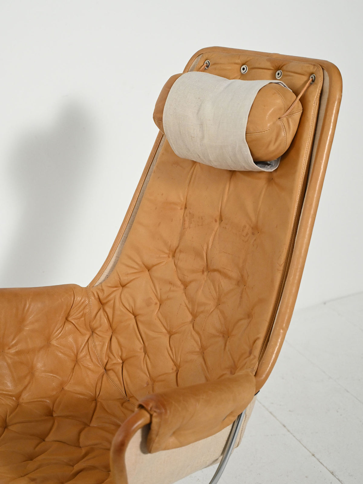 Poltrona girevole “Jetson” di Bruno Mathsson