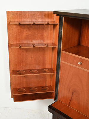 Mobile bar scandinavo degli anni '40 con intarsi