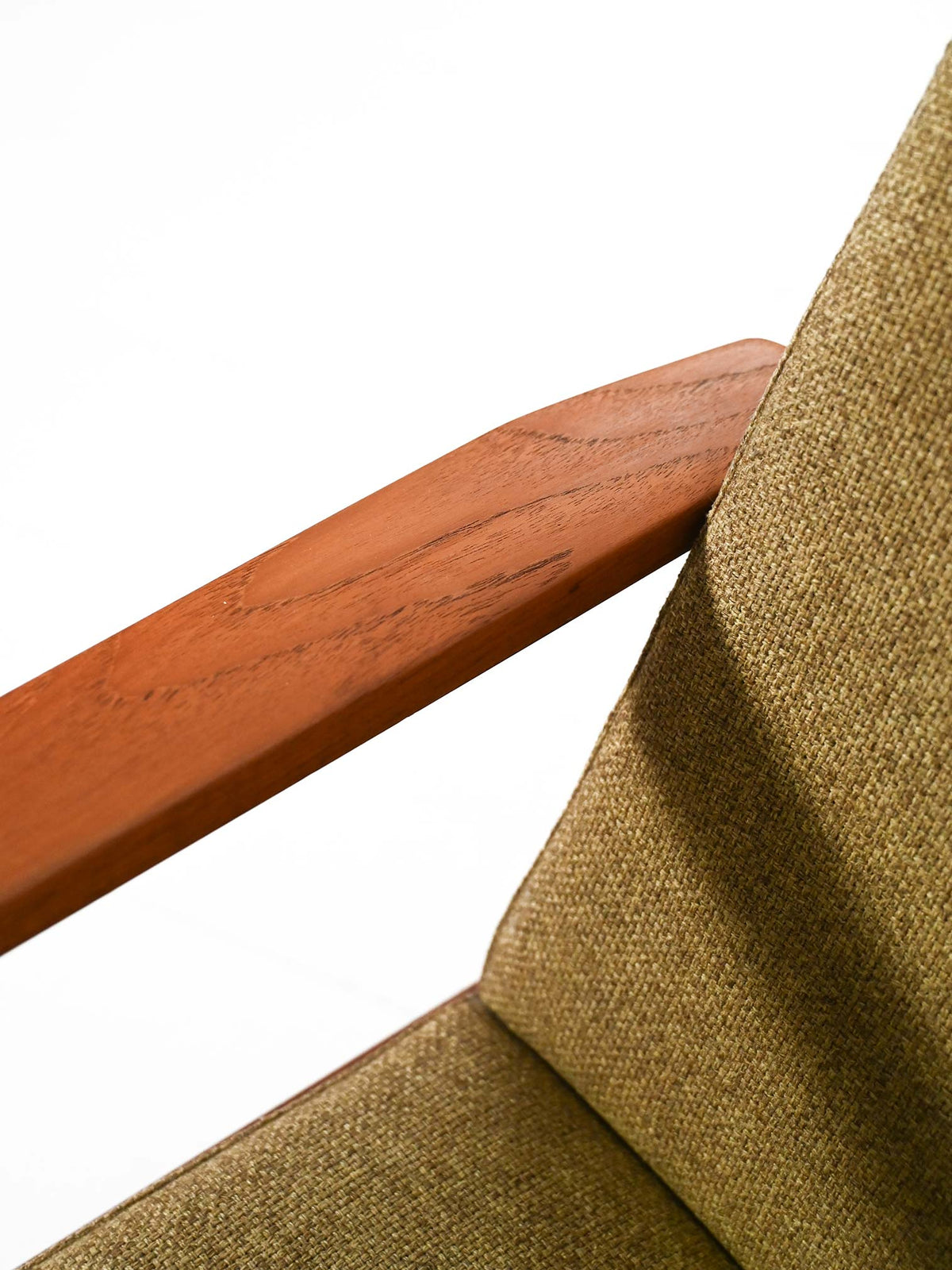 Coppia di poltrone danesi in teak con tappezzeria verde