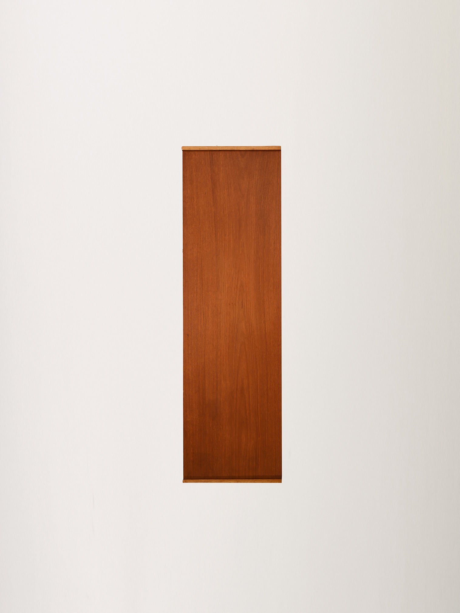 Sideboard scandinavo anni ’50 con maniglie intarsiate 7
