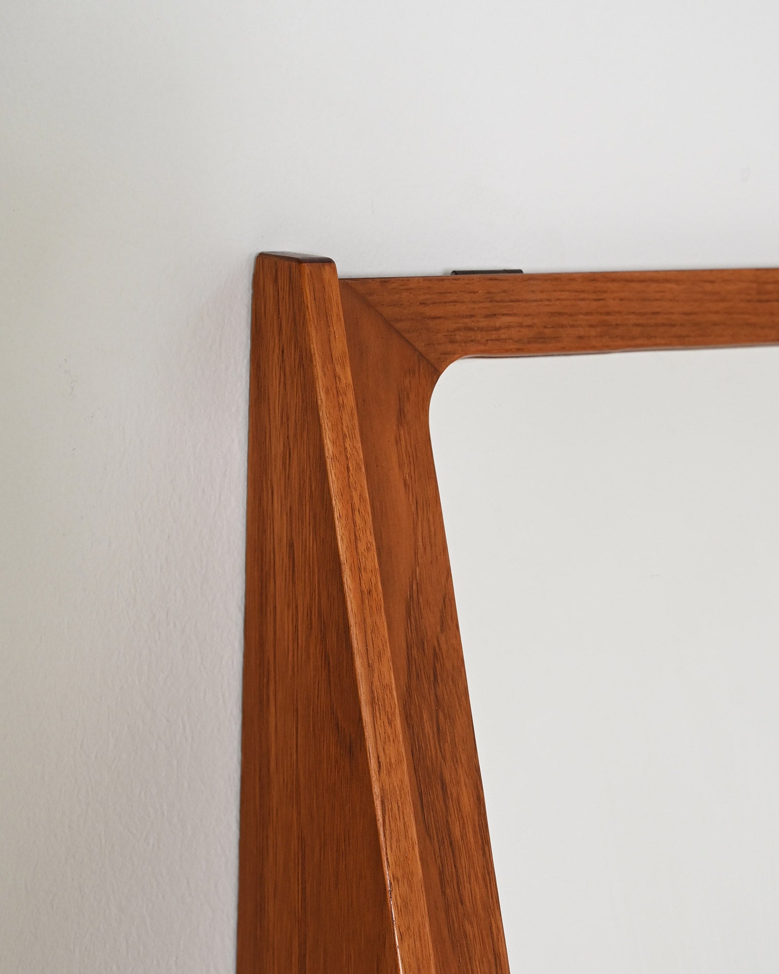 Specchio pensile in teak con vano contenitore, Scandinavia, anni '60