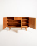 Highboard scandinavo in teak e rovere, anni ’60