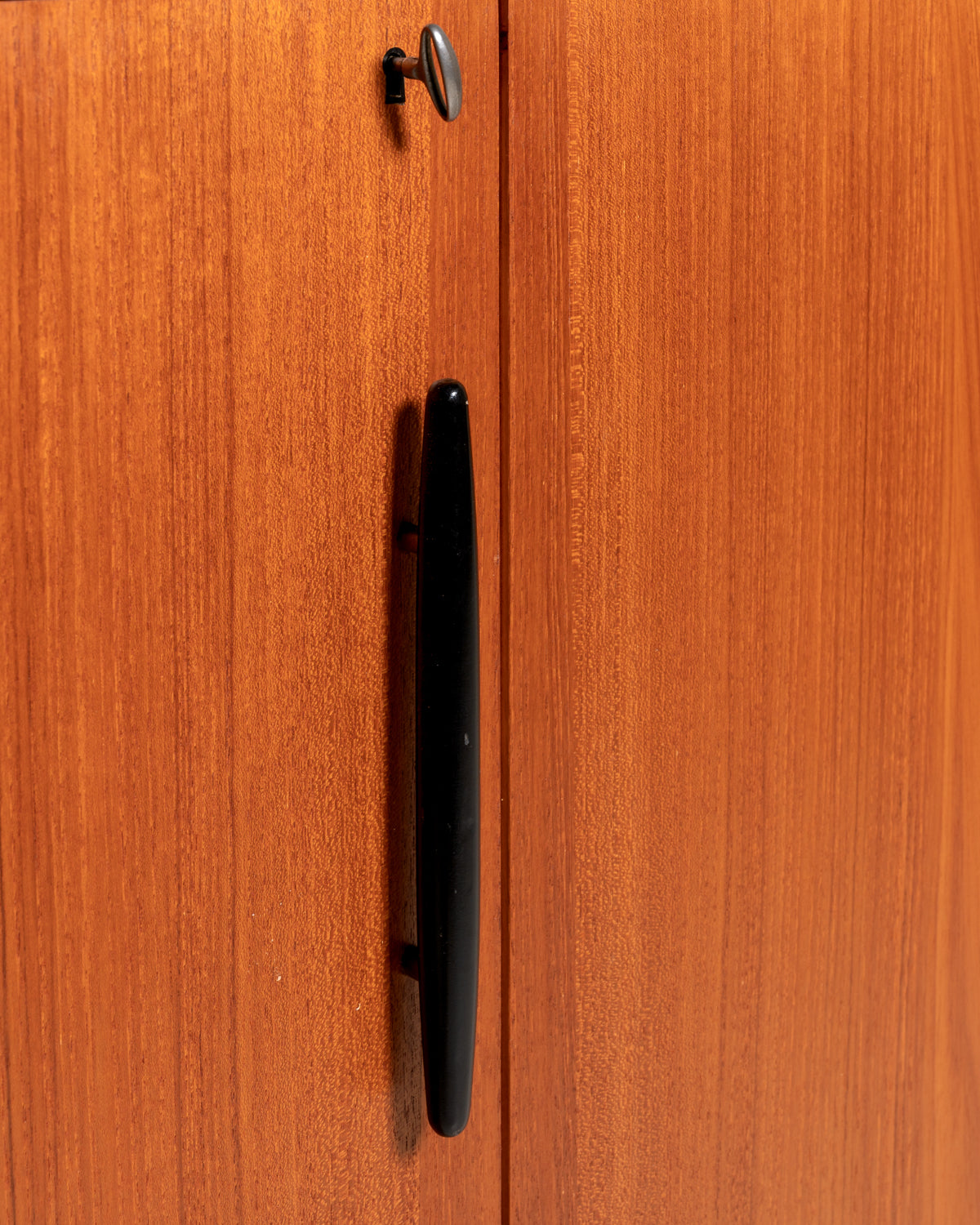 Highboard svedese “Casino” in teak, anni ’50