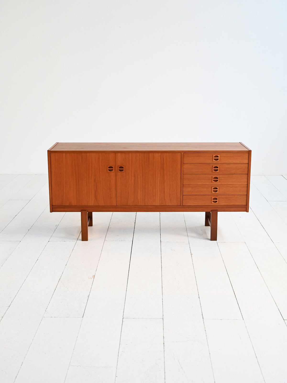 Sideboard scandinavo in teak anni ’60