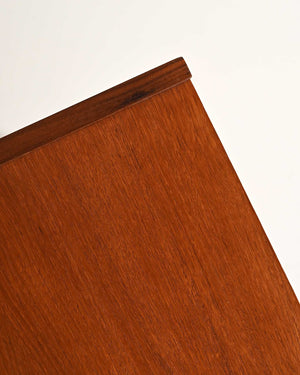 Piccola cassettiera scandinava in teak di Gillis Lundgren, anni '60