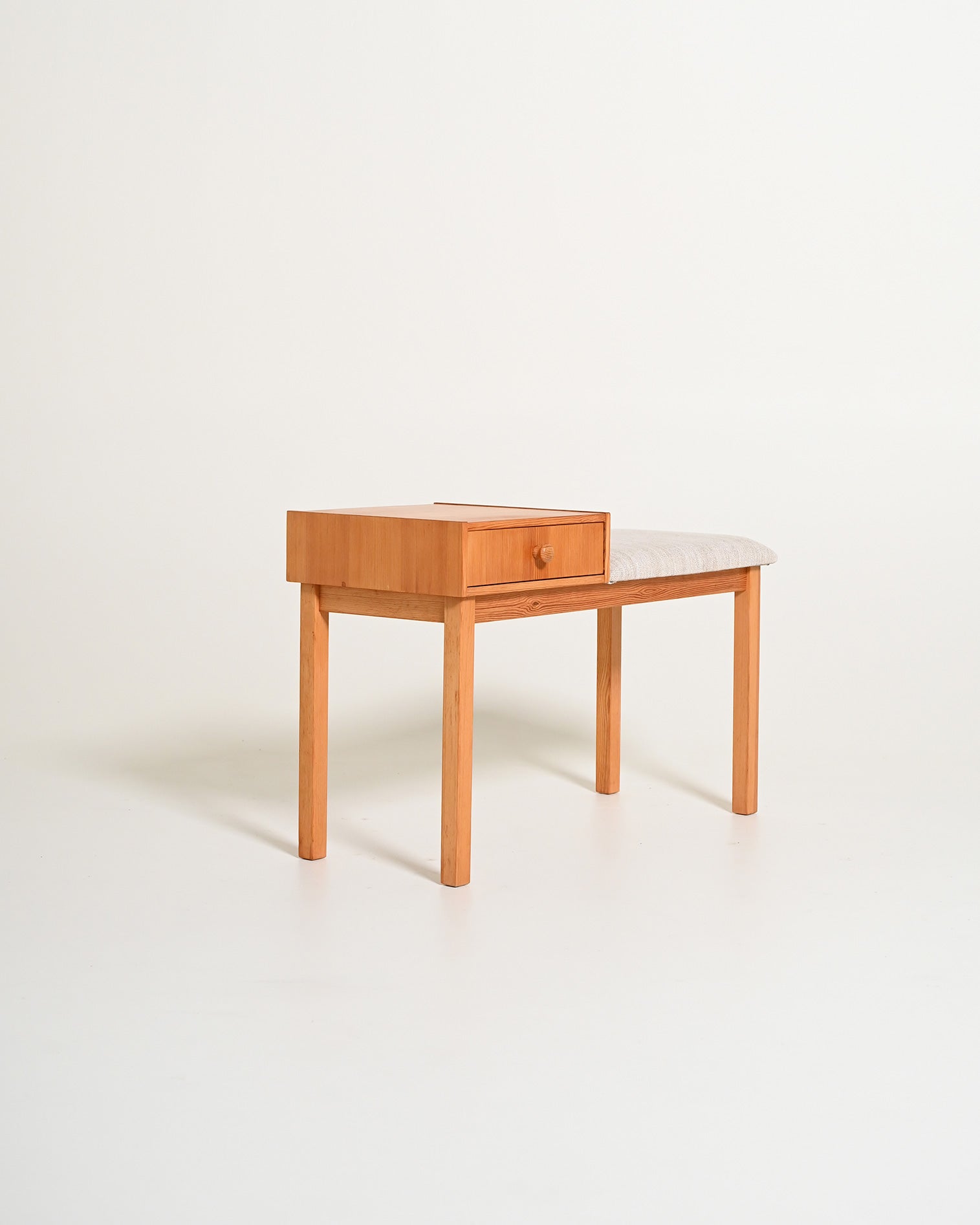 Gossip chair in rovere, anni '80